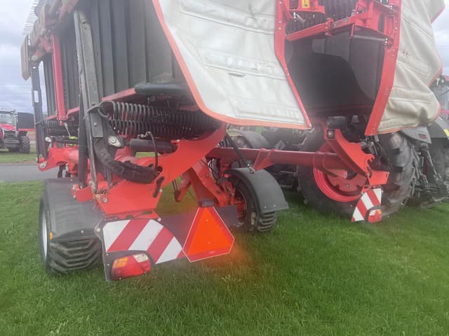 Image of Kuhn Merge-Maxx 1090 equipment image 4