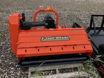 Main image Land Pride FM2548