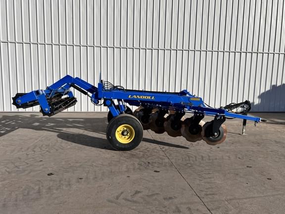 Image of Landoll 1910-11 equipment image 4