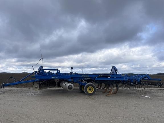 Image of Landoll 2411 equipment image 3