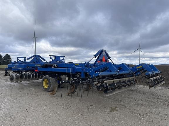 Image of Landoll 2411 equipment image 4