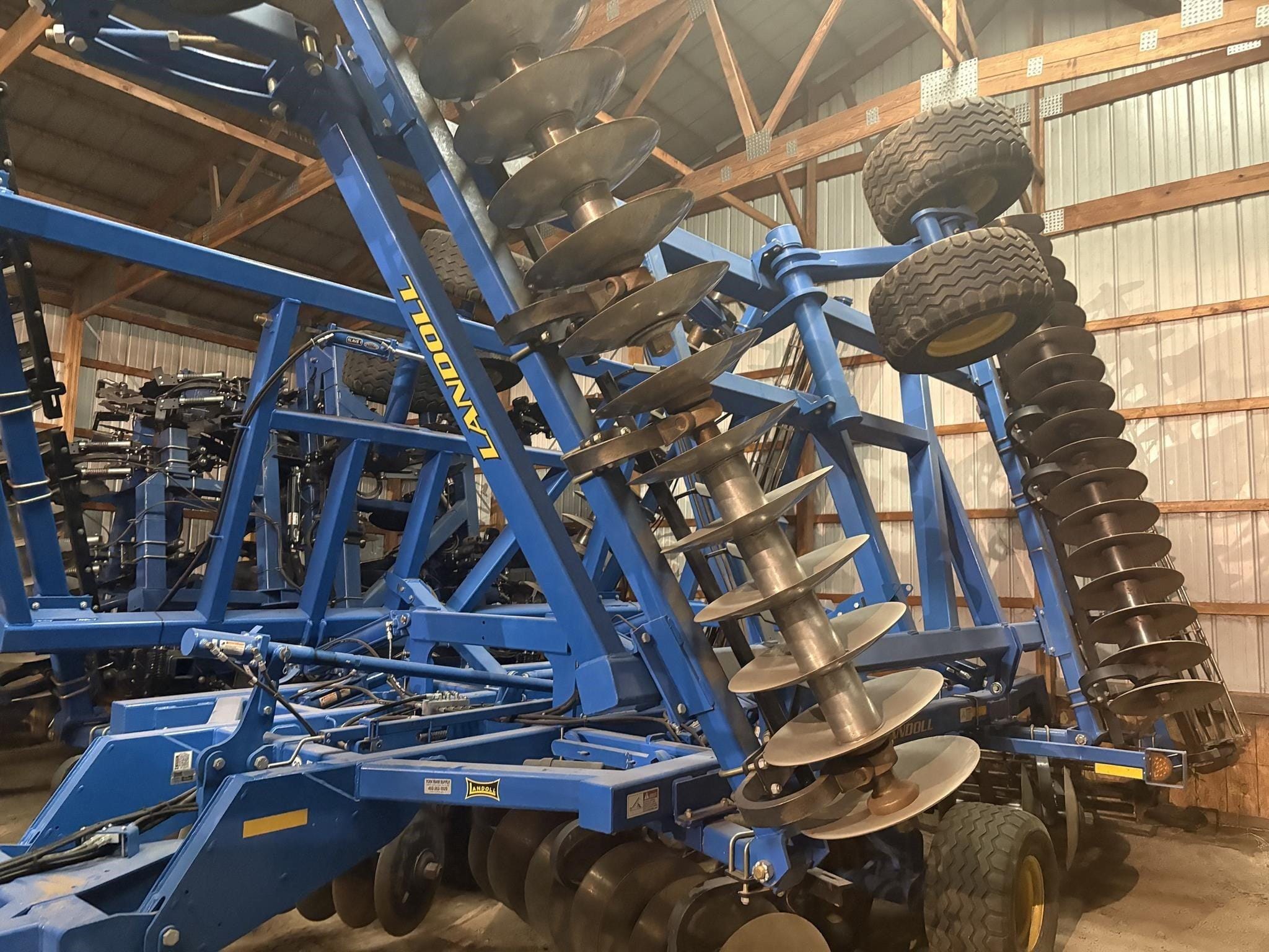 2021 Landoll 6231-36 Equipment Image0