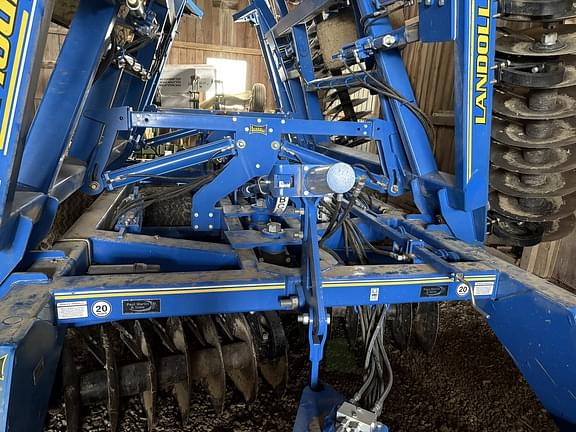 Image of Landoll 7530 equipment image 4