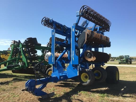 Image of Landoll 7833 equipment image 2