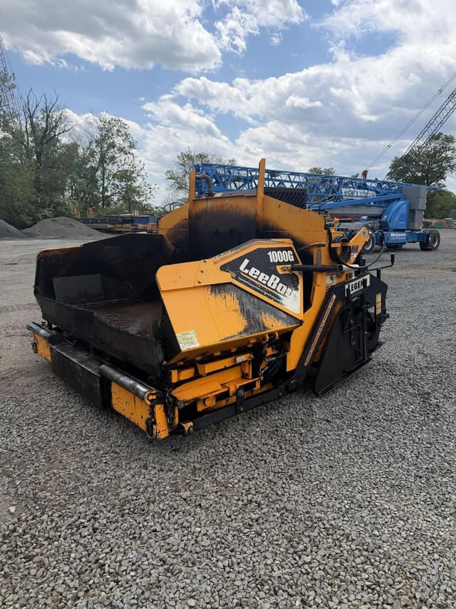 Image of LeeBoy 1000G equipment image 1