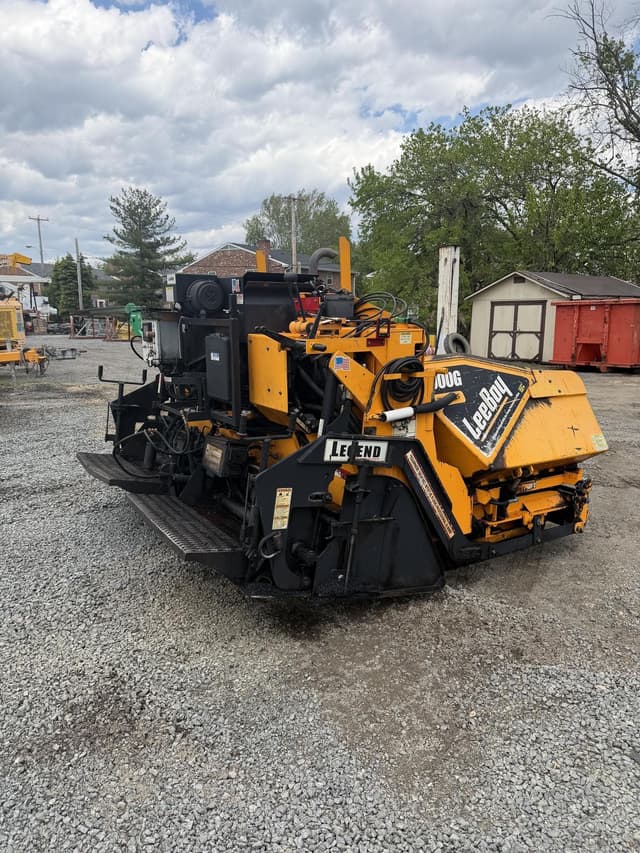Image of LeeBoy 1000G equipment image 4