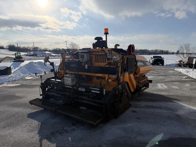 Image of LeeBoy 8510E equipment image 2