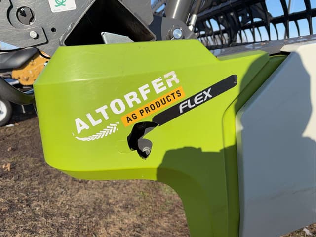 Image of CLAAS 1230 Convio equipment image 2