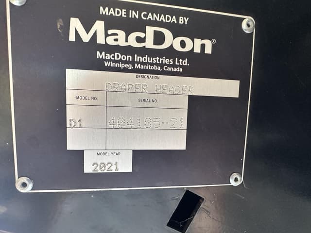 Image of MacDon D140 equipment image 3