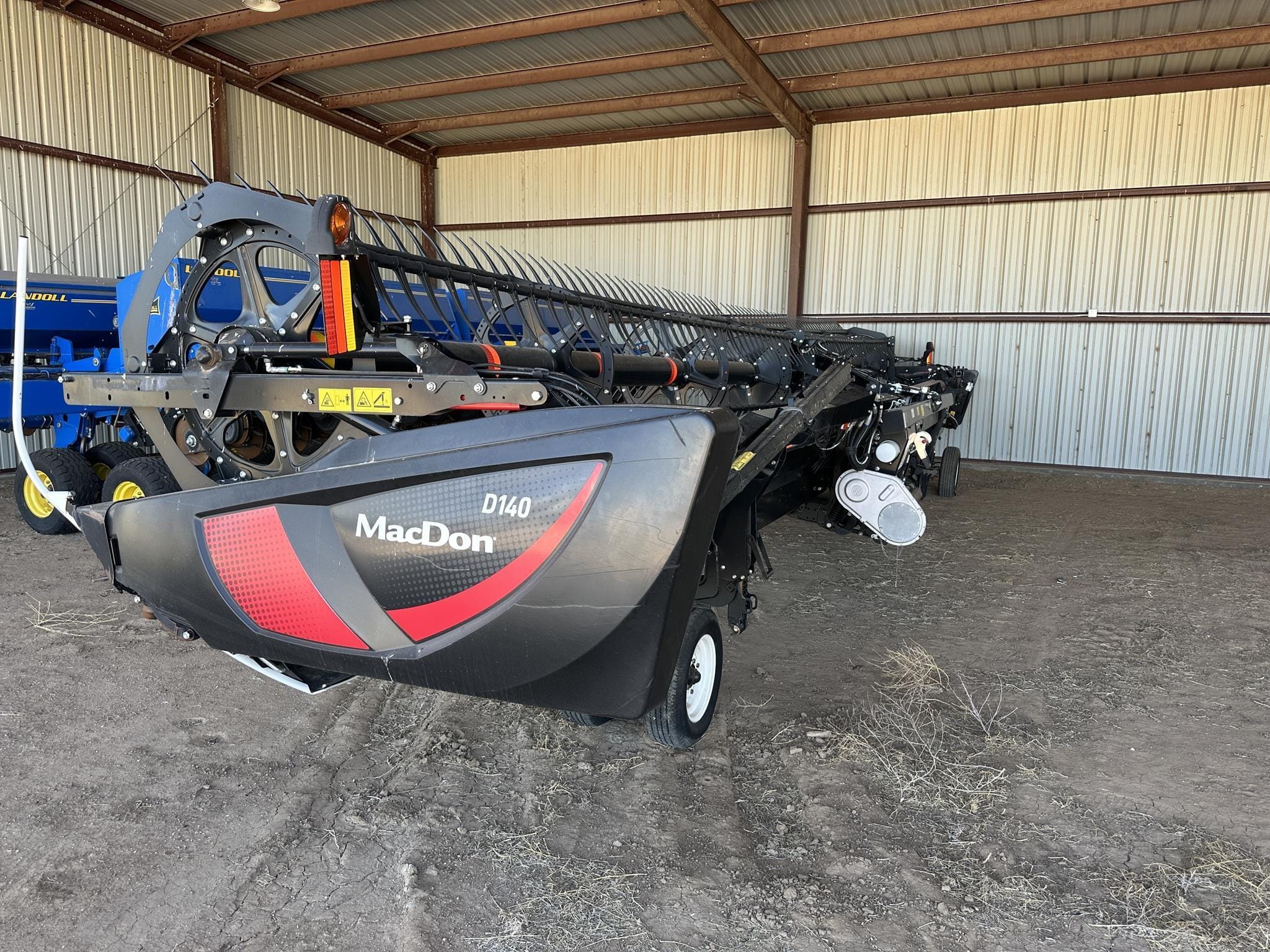 2021 MacDon D140 Equipment Image0