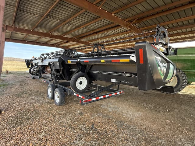 Image of MacDon FD135 equipment image 1