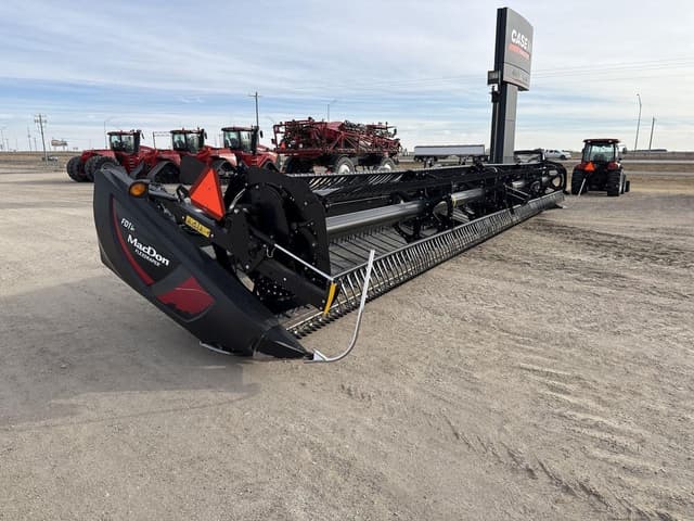 Image of MacDon FD140 equipment image 1