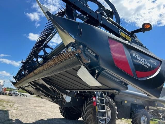 Image of MacDon FD140 Image 1