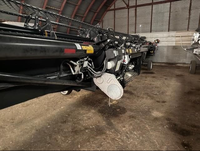 Image of MacDon FD145 equipment image 4