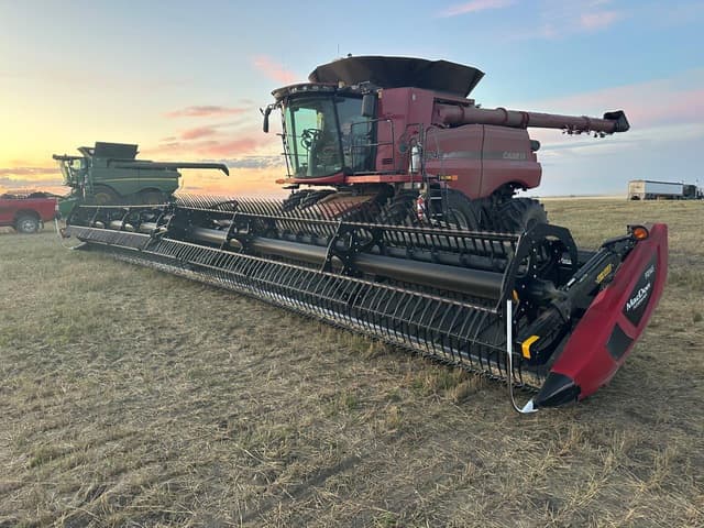 Image of MacDon FD145 equipment image 3