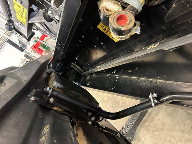 Image of MacDon FD145 equipment image 2