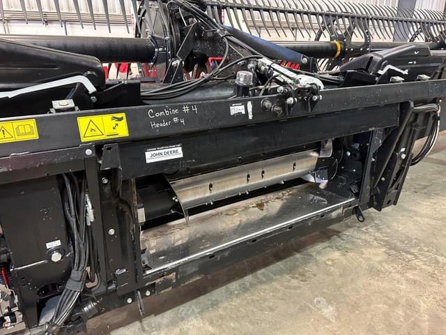 Image of MacDon FD145 equipment image 4