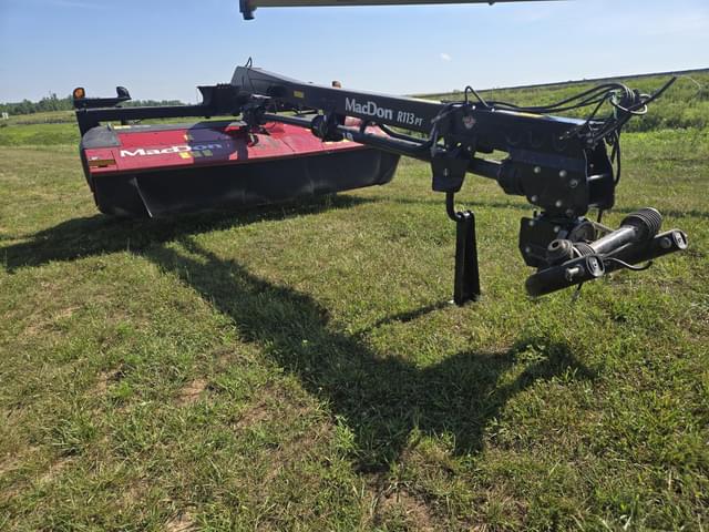 Image of MacDon R113 equipment image 1