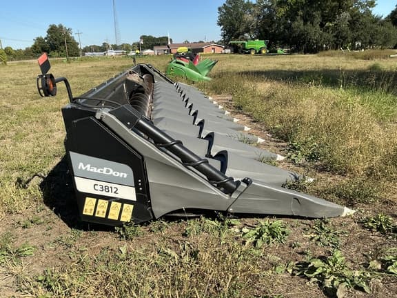 Image of MacDon C3812 equipment image 3