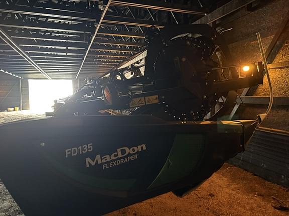 Image of MacDon FD135 equipment image 1