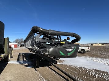 Main image MacDon FD135