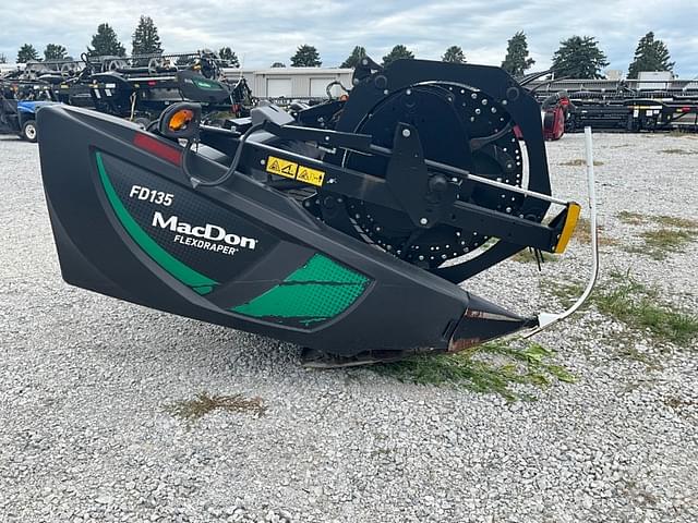 Image of MacDon FD135 equipment image 1