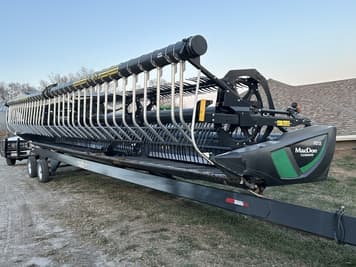 Main image MacDon FD135