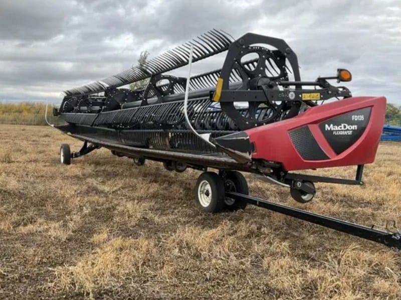 2021 MacDon FD135 Equipment Image0