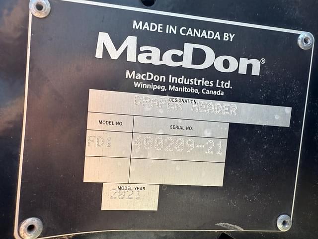 Image of MacDon FD135 equipment image 4