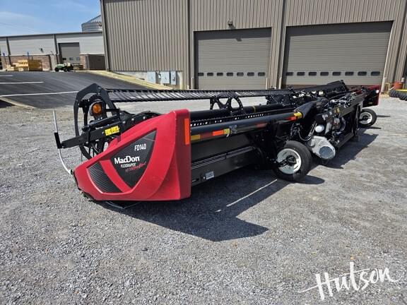Image of MacDon FD140 equipment image 1