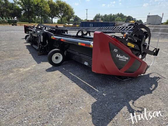 Image of MacDon FD140 equipment image 3