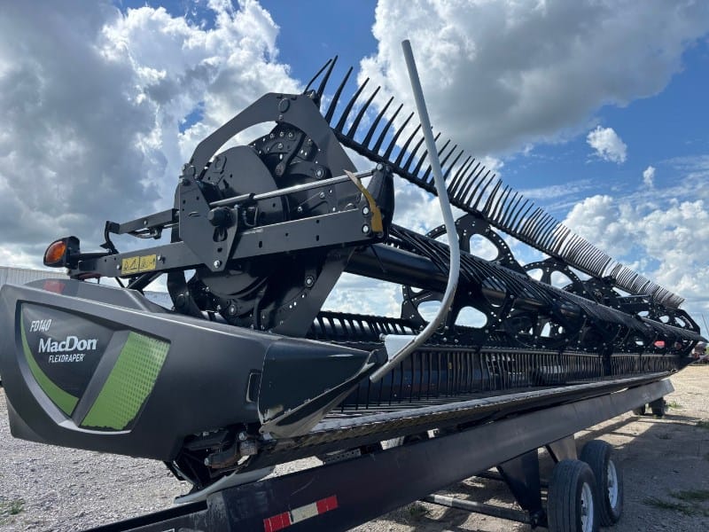 2021 MacDon FD140 Equipment Image0