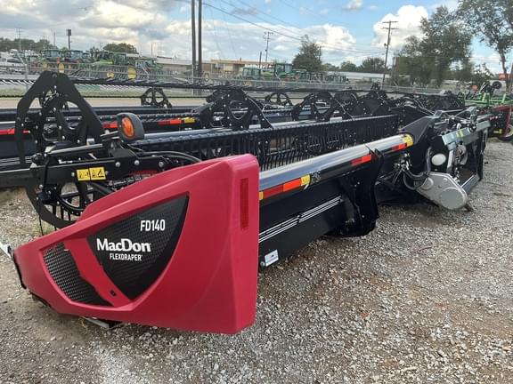 Image of MacDon FD140 equipment image 1