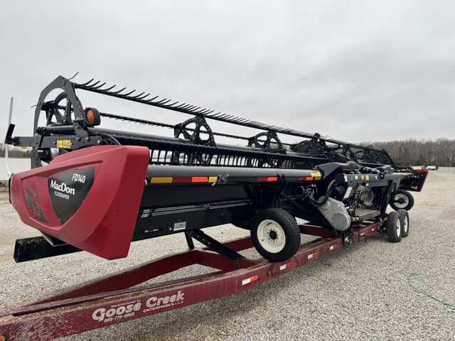 Image of MacDon FD140 equipment image 1