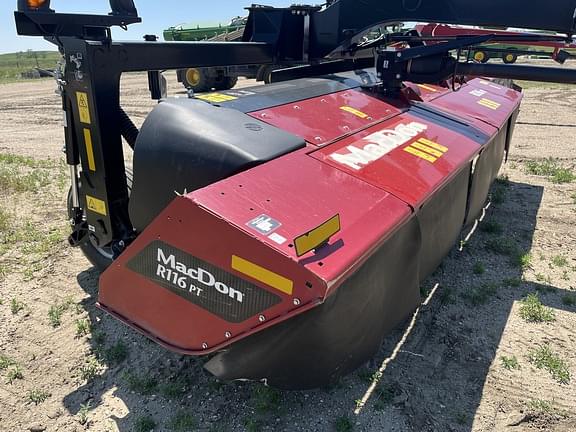 Image of MacDon R116 equipment image 3