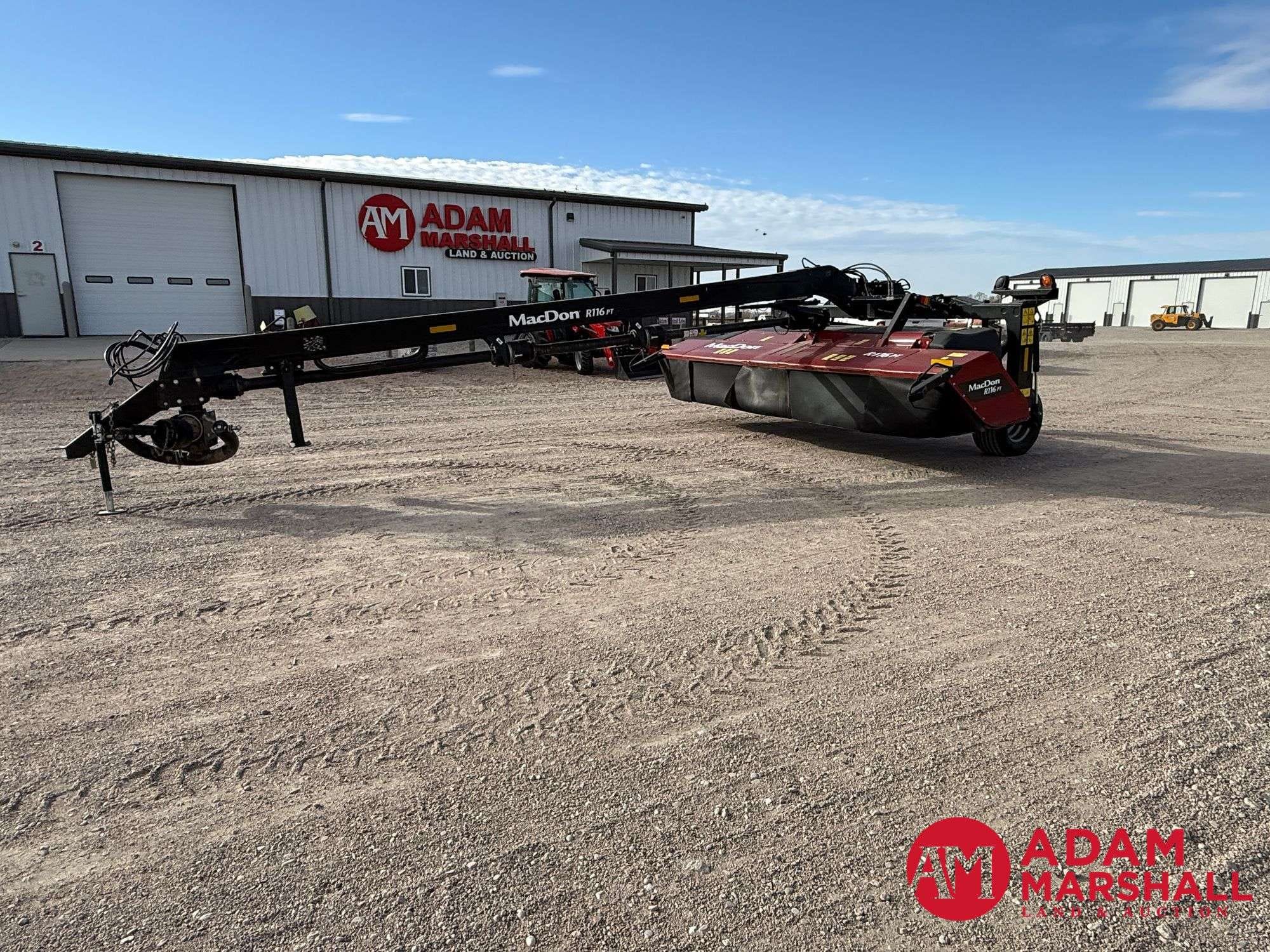 2021 MacDon R116PT Equipment Image0