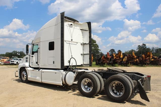 Image of Mack AN64T equipment image 3