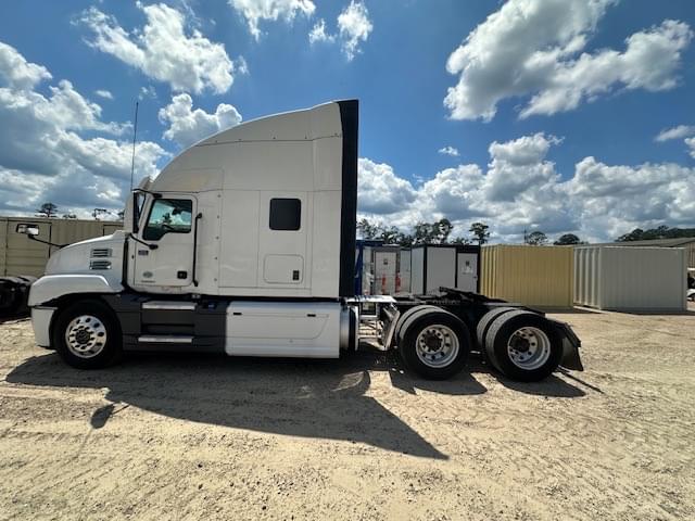 Image of Mack AN64T equipment image 4