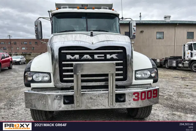 Image of Mack GR64F equipment image 3