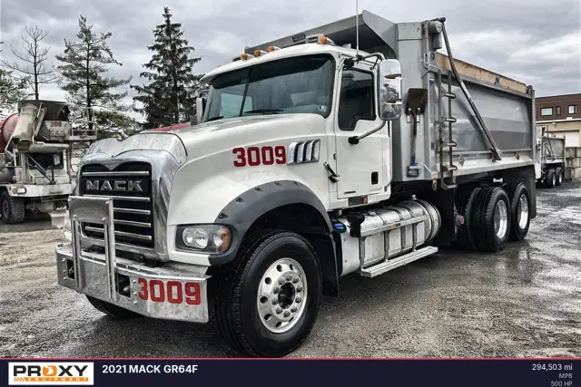 Image of Mack GR64F equipment image 1