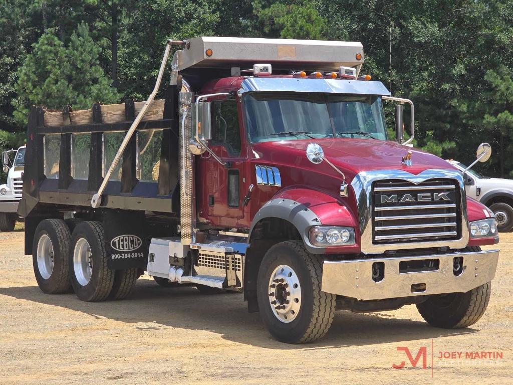 Image of Mack GR64F Primary image