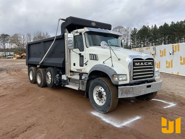 Image of Mack GR84F equipment image 2