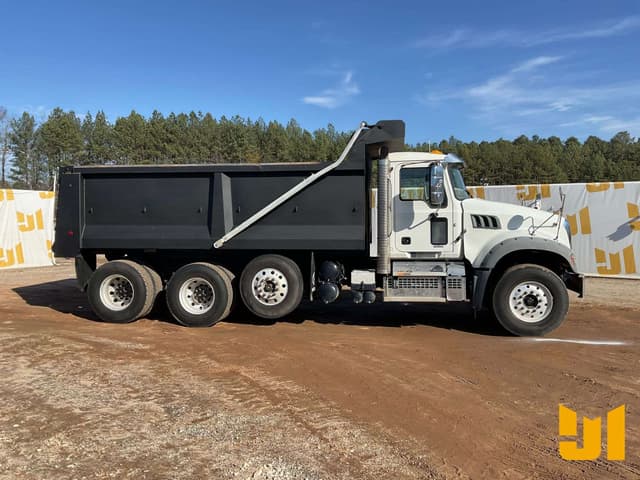 Image of Mack GR84F equipment image 3