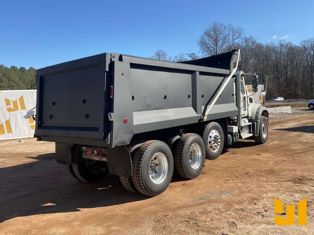 Image of Mack GR84F equipment image 4