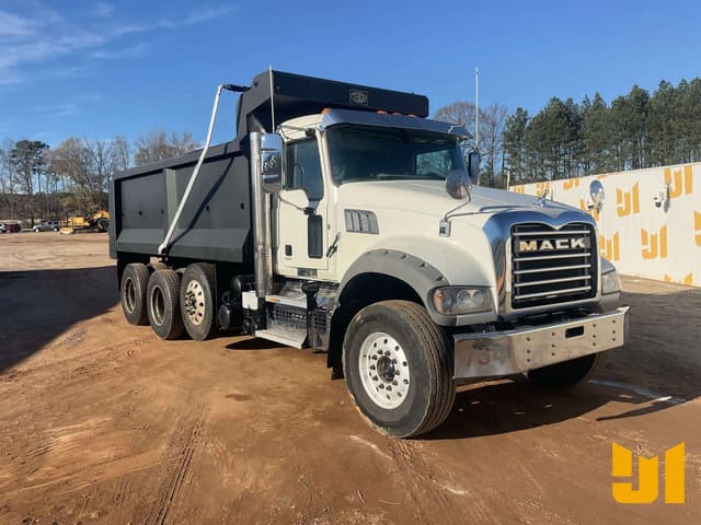 Image of Mack GR84F equipment image 2