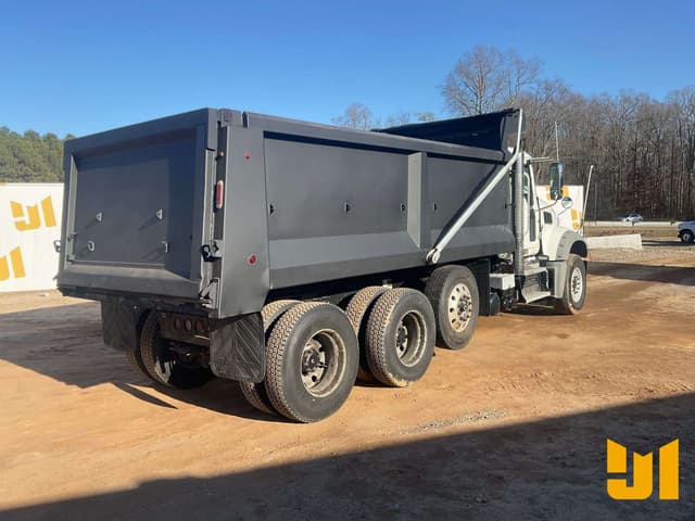 Image of Mack GR84F equipment image 4