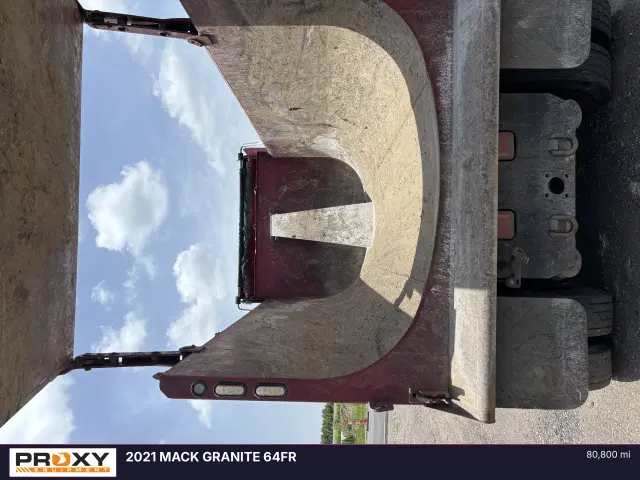 Image of Mack Granite 64FR equipment image 3