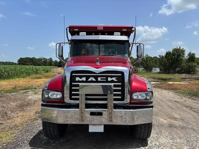 Image of Mack Granite 64FR equipment image 1