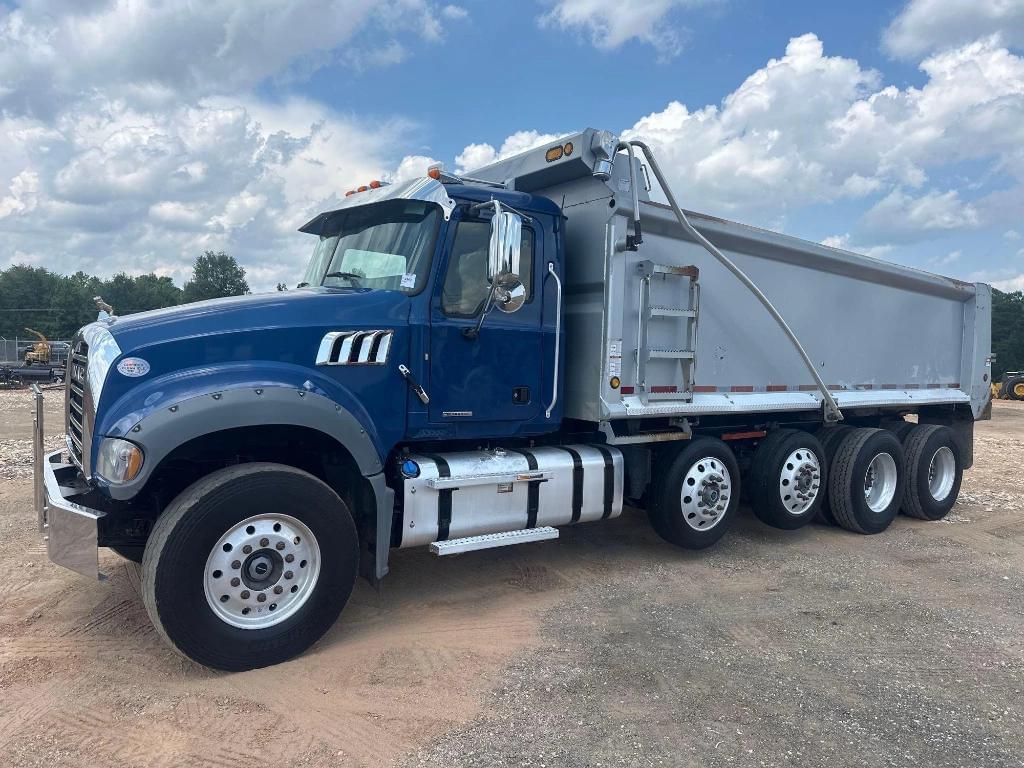 Image of Mack GR64F Primary image
