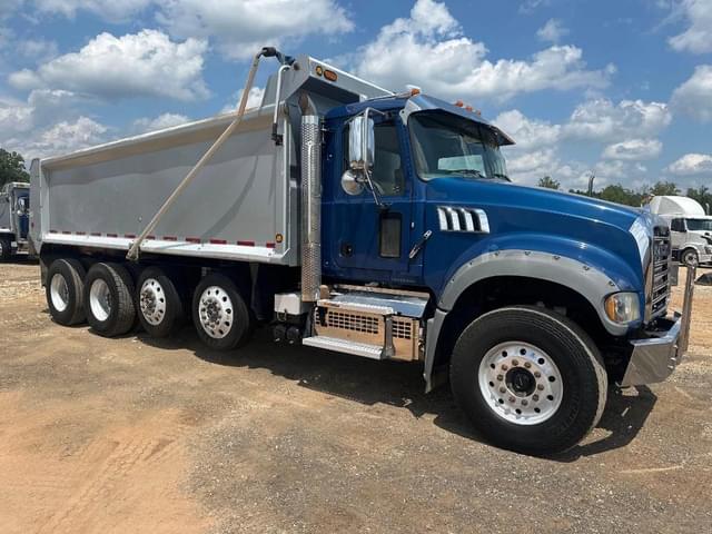 Image of Mack GR64F equipment image 2